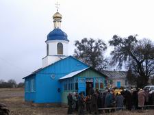 Новоосвячена Михайлівська церква в с. Руснів Володимирського деканату. Світлина Віталія Сарапіна