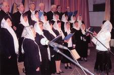 Виступає хор парафії Святої Трійці в Турійську