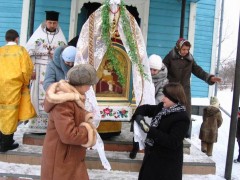 Початок хресної ходи після Служби Божої. Фото Ігоря Івасейка