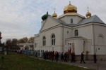 14 жовтня 2014 р. Хресна хода навколо собору Покрови Пресвятої Богородиці в м. Ківерці. Світлина інформаційної служби єпархії