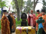 10 травня 2015 р. Освята пам’ятника повстанській матері Феодорі Онищук в с. Грабово Старовижівського деканату. Світлина з архіву протоієрея Івана Бониса