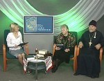 8 листопада 2013 р. Десятий випуск передачі «Що каже священик». Світлина інформаційної служби єпархії.