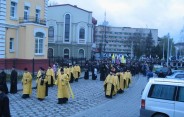 22 листопада 2008 р. Скорботна хода в пам’ять жертв Голодомору. Луцьк, вул. Данила Братковського. Світлина Юрія Павлюка