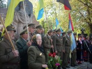 12 жовтня 2008 р. Під час освячення стел з іменами загиблих вояків УПА на пам’ятникові героям у Любомлі. Світлина з сайта volynnews.com