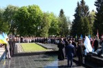 8 травня 2015 р. На меморіалі «Вічна слава» у Луцьку. Світлина інформаційної служби єпархії