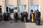 Митрополит Михаїл на освяті пам'ятної дошки Володимиру Кияну. Світлина інформаційної служби єпархії